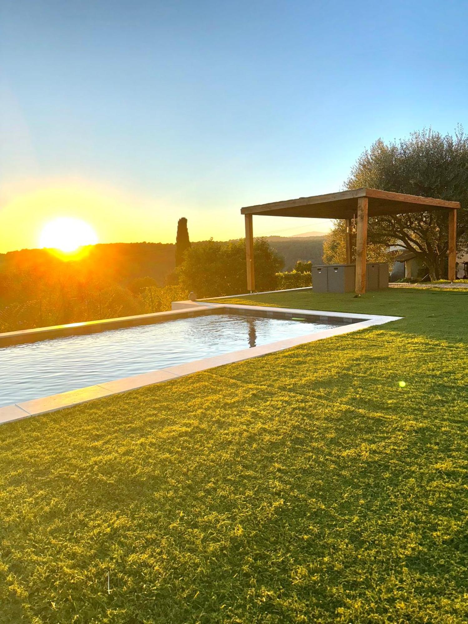 Magnifique   le Rocher De Noha  Côte D’azur Villa